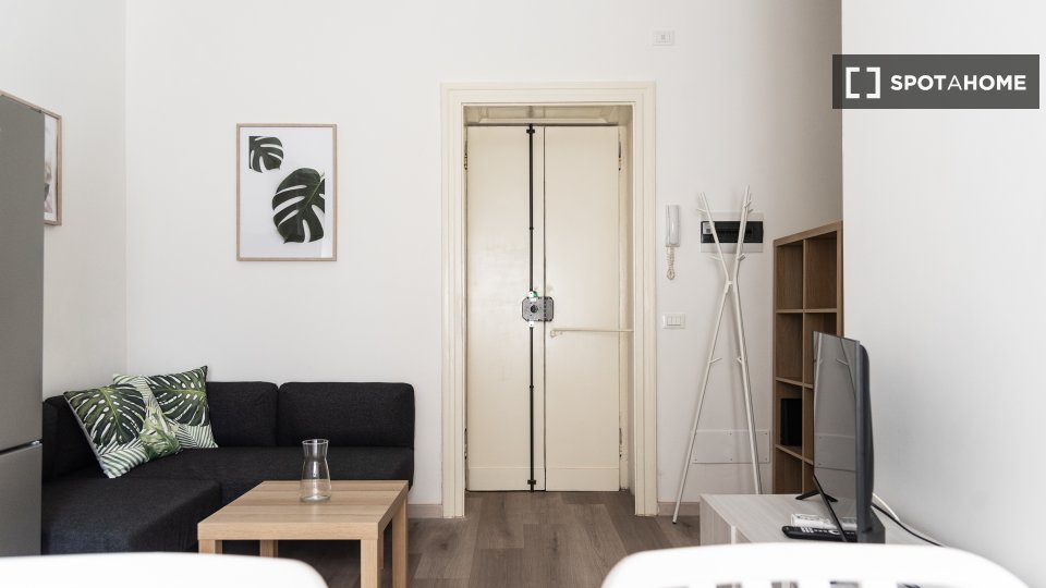 Apartment Milan, 1 bed, 44m² — photo 5