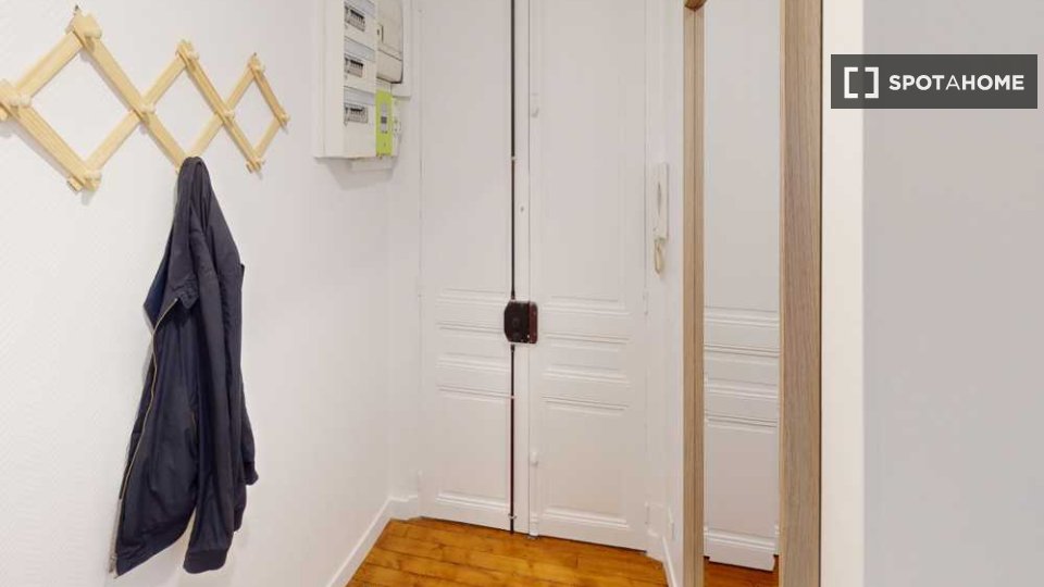 Double room Paris, 3 beds, 50m² — photo 6