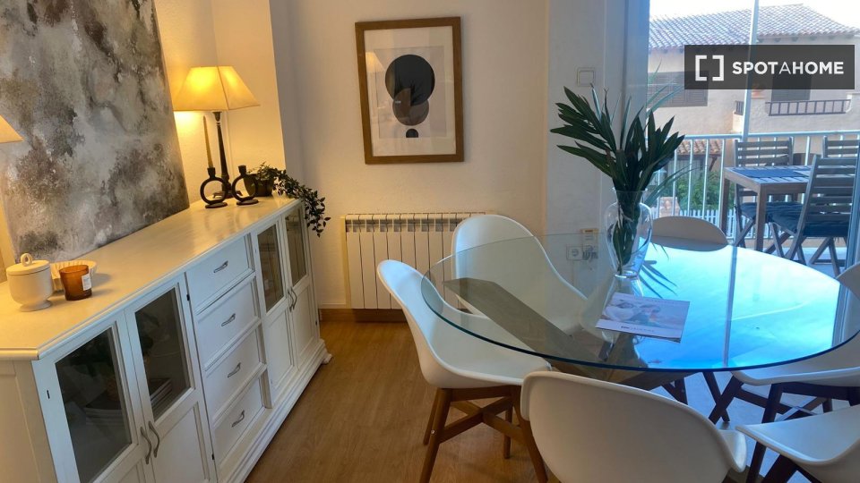 Apartment Valencia, 3 beds, 90m² — photo 14