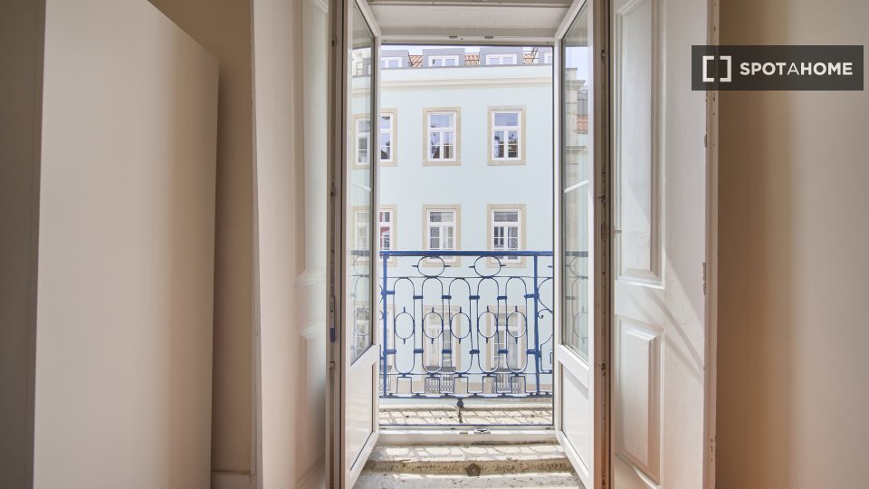 Apartment mono Lisbon — photo 10
