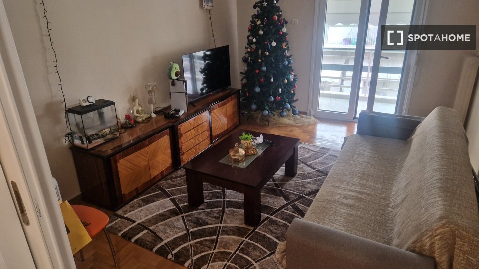 Apartment Athens, 3 beds, 80m² — photo 2
