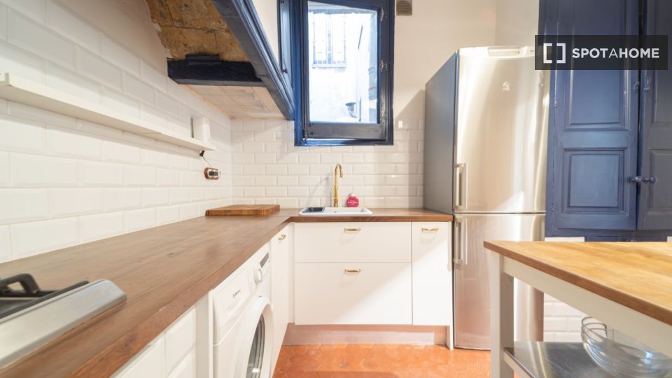 Double room Barcelona, 8 beds, 210m² — photo 16