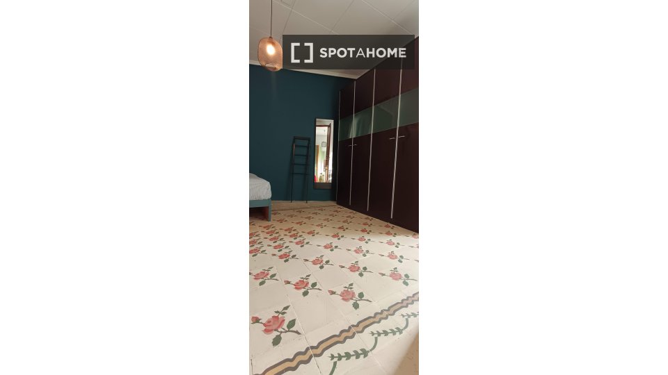 Chambre double Valence, 3 chambres, 85m² — photo 13