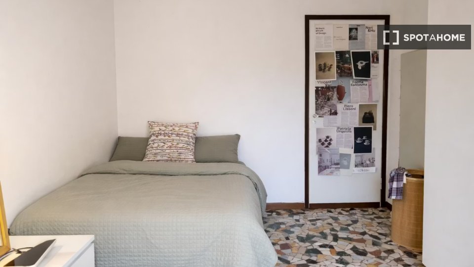 Double room Milan, 3 beds, 120m² — photo 24