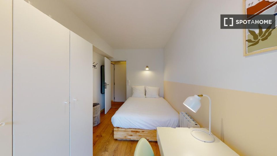 Chambre 26 voyageurs, avec climatisation