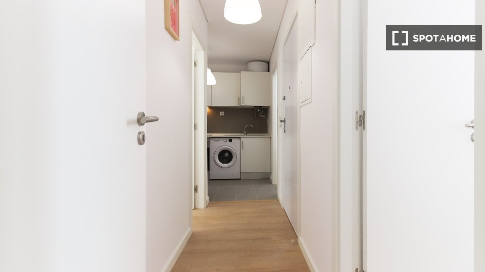 Double room Lisbon, 4 beds — photo 9