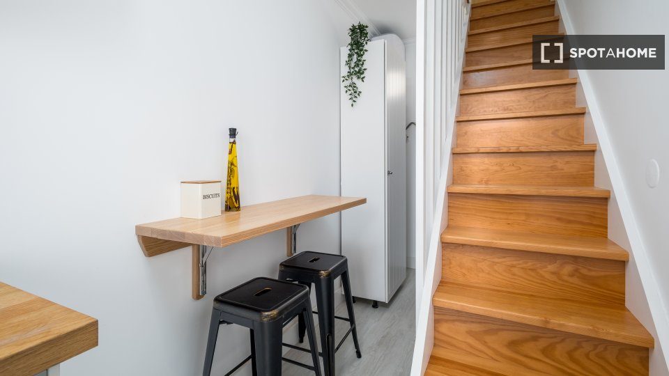 Apartment Lisbon, 1 bed — photo 22