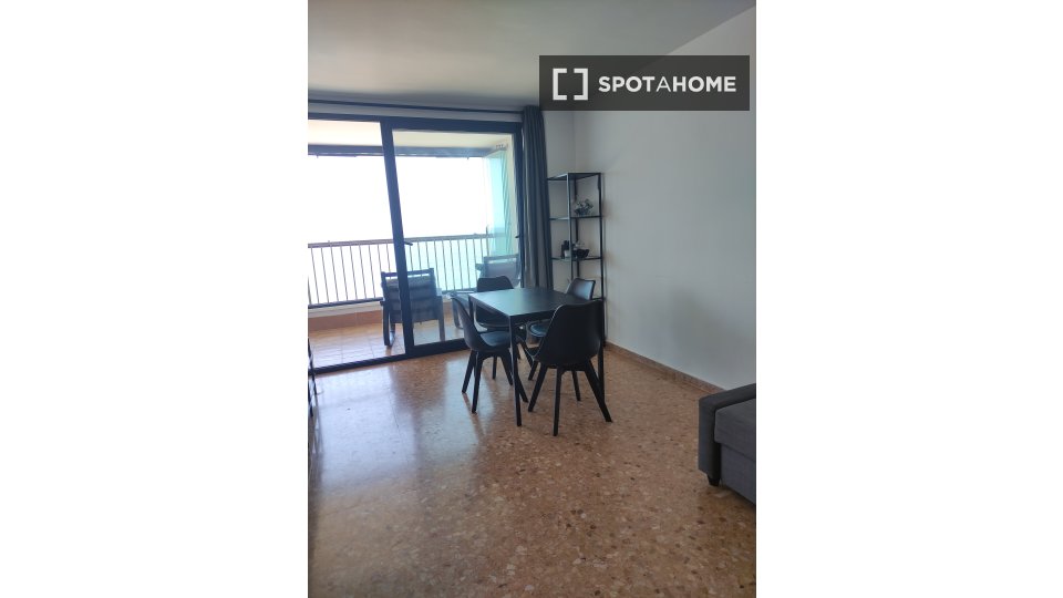Apartment Valencia, 2 beds, 80m² — photo 3