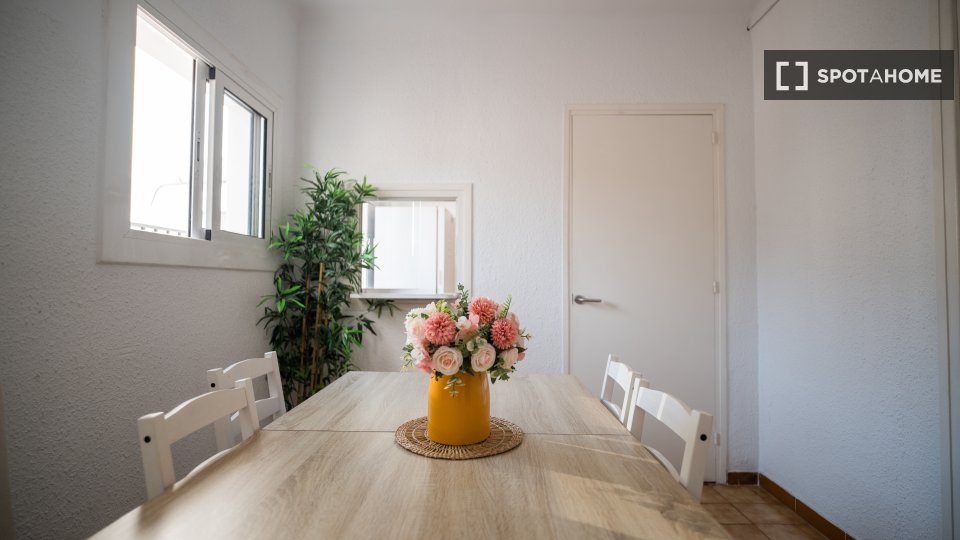 Double room Barcelona, 8 beds — photo 2