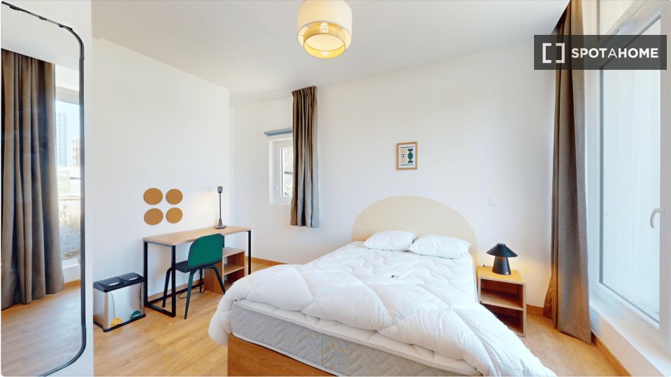 Double room Paris, 9 beds — photo 1