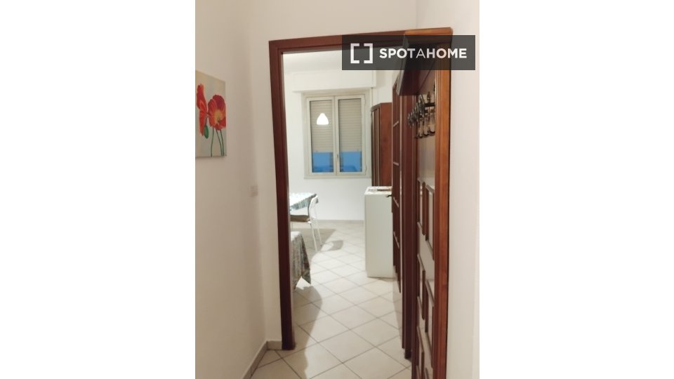 Double room Milan, 1 bed, 75m² — photo 6