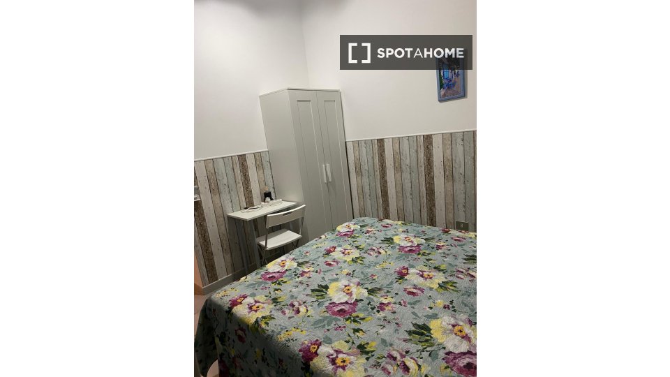 Double room Naples, 2 beds — photo 1