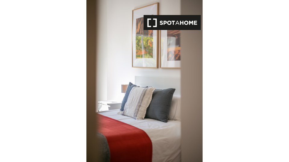 Double room Lisbon, 4 beds — photo 4