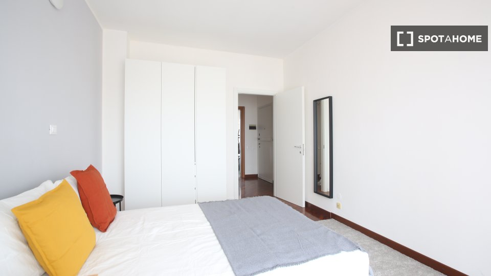 Double room Milan, 3 beds, 75m² — photo 12