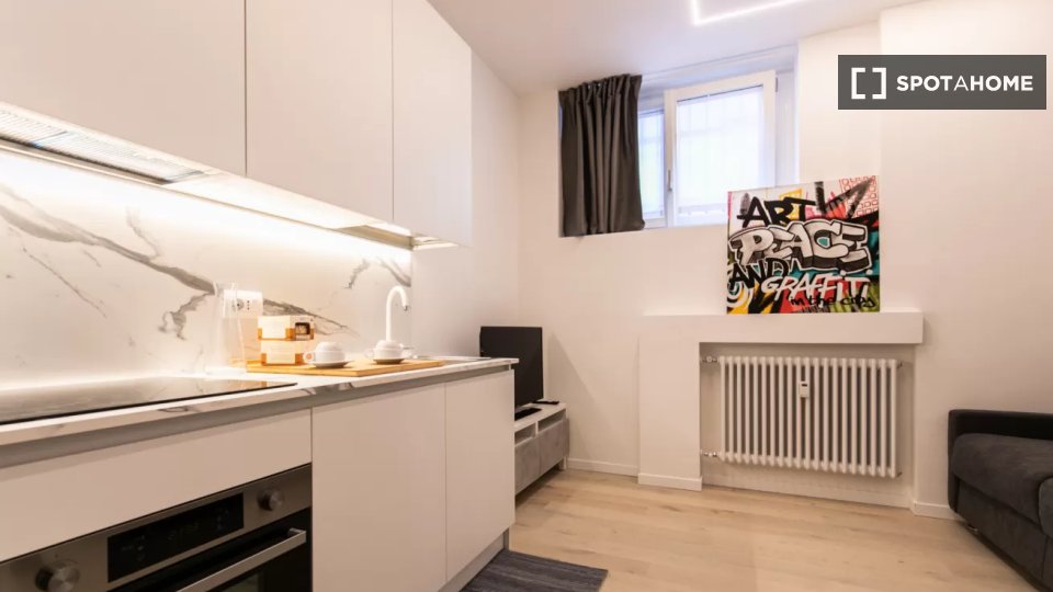 Apartment Milan, 1 bed, 33m² — photo 7