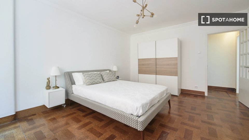 Double room Lisbon, 7 beds — photo 13