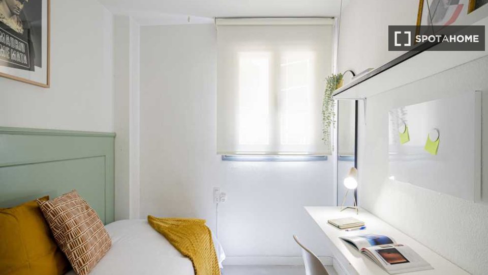 Habitación doble Madrid, 67 habitaciones — foto 87