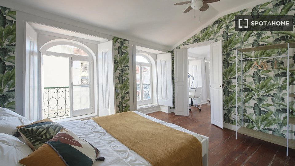 Double room Lisbon, 13 beds — photo 4