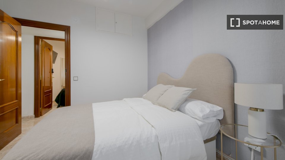 Double room Madrid, 4 beds — photo 18