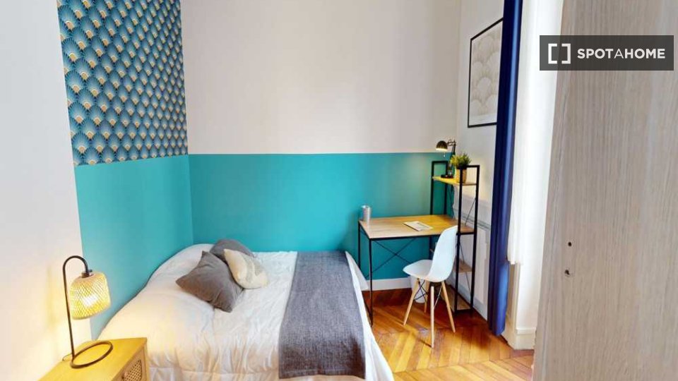 Double room Paris, 5 beds, 120m² — photo 10