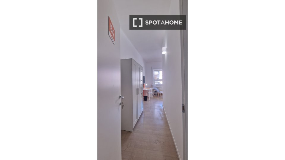 Double room Rome, 6 beds — photo 44