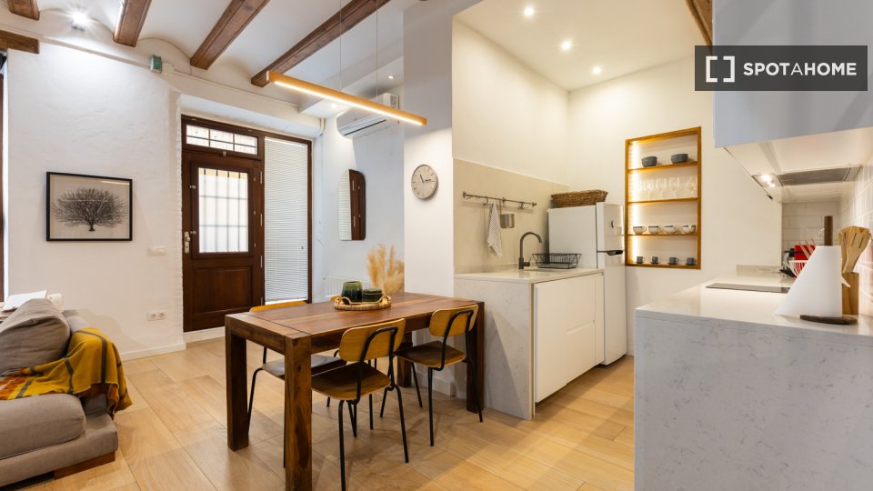 Apartment Valencia, 2 beds, 90m² — photo 5