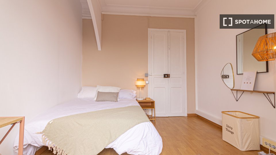 Double room Barcelona, 6 beds — photo 15