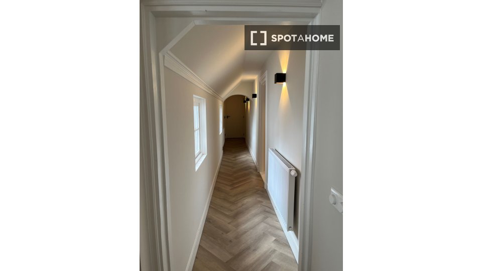 Apartment Amsterdam, 2 beds, 78m² — photo 2