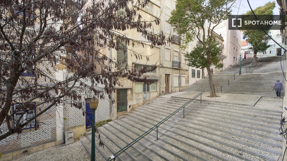 Double room Lisbon, 8 beds — photo 14