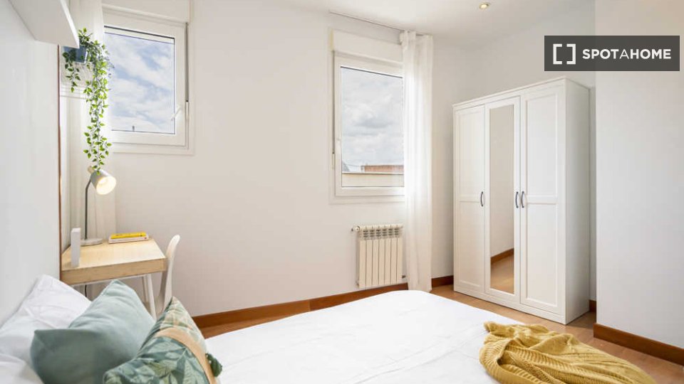 Double room Madrid, 12 beds — photo 51