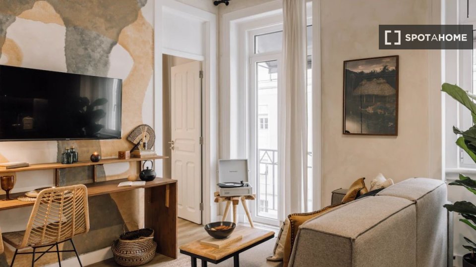 Apartment Lisbon, 1 bed — photo 1