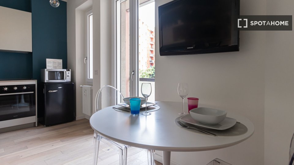 Apartment Milan, 1 bed, 43m² — photo 5