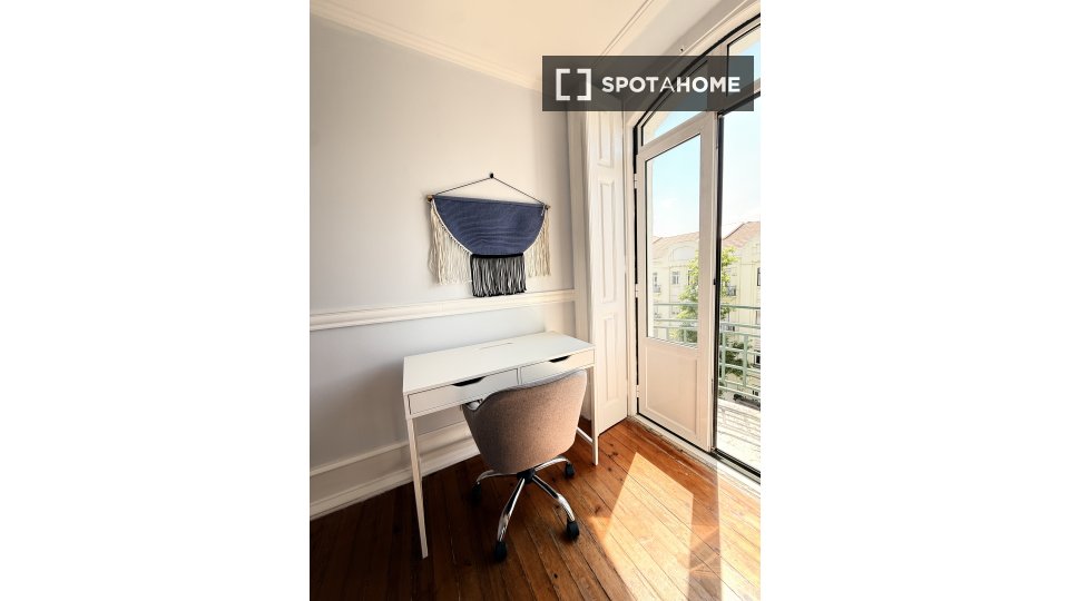 Double room Lisbon, 8 beds — photo 6