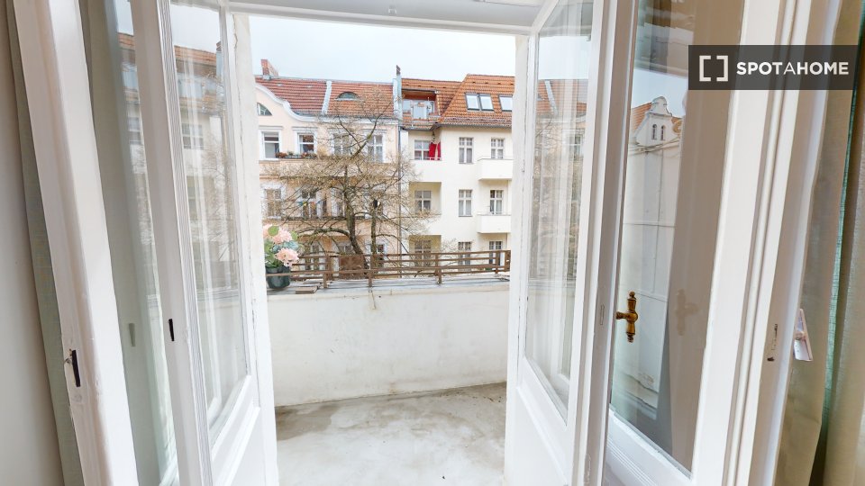 Apartment Berlin, 2 beds, 53m² — photo 3