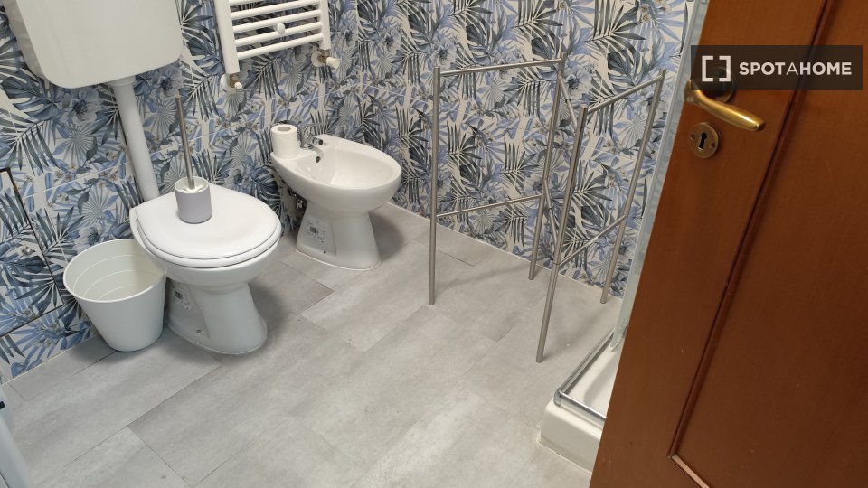 Double room Bologna, 8 beds, 150m² — photo 8