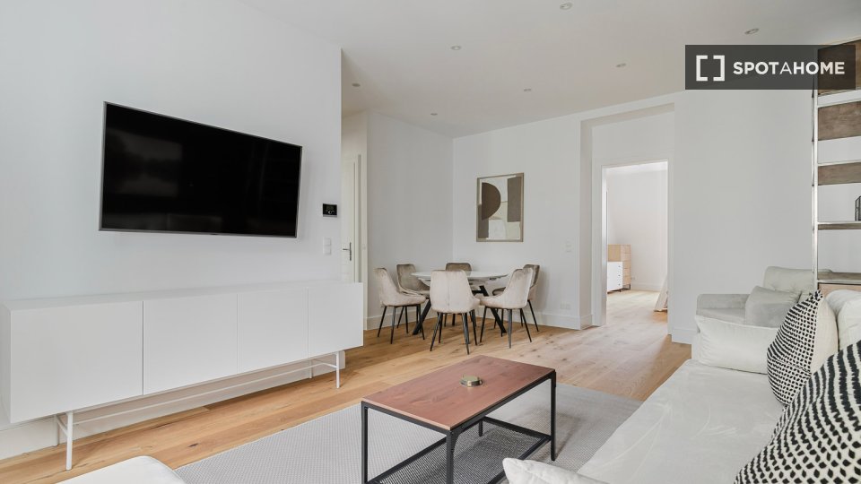 Apartment Vienna, 1 bed, 70m² — photo 2