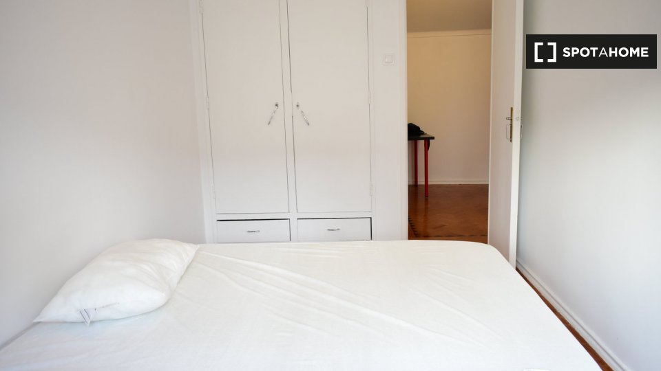 Apartment Lisbon, 1 bed — photo 12