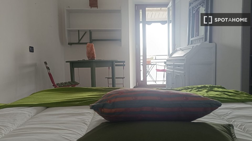 Double room Rome, 2 beds — photo 14