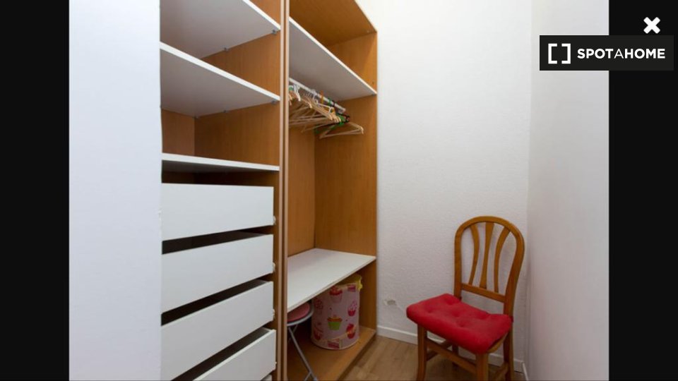 Double room Madrid, 7 beds, 120m² — photo 5