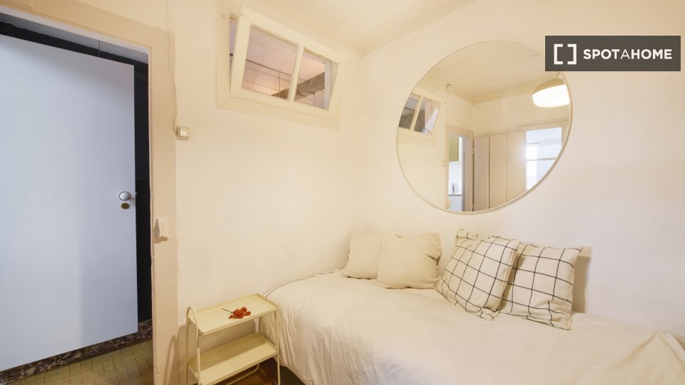Apartment mono Lisbon, 40m² — photo 20