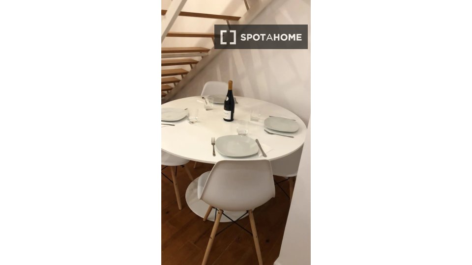 Apartment Lisbon, 4 beds — photo 11