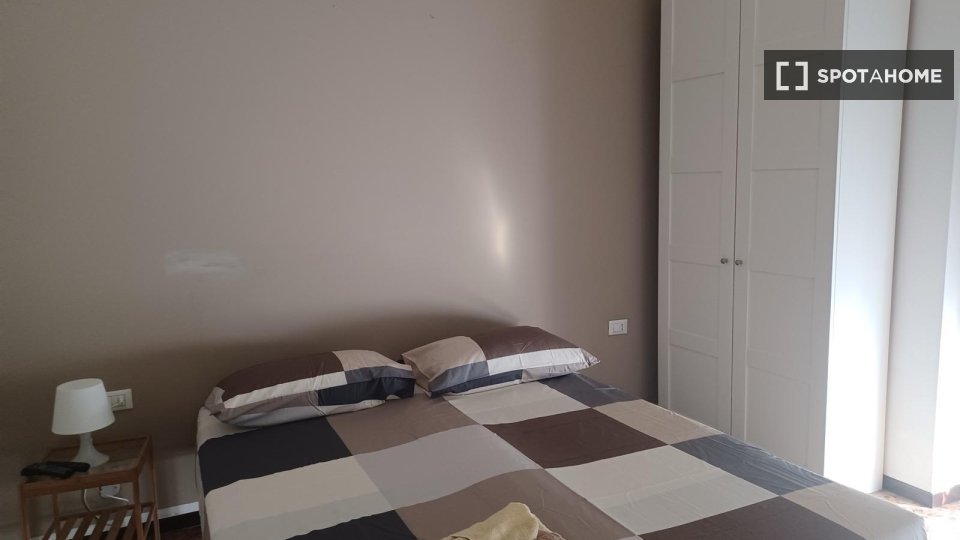 Double room Milan, 2 beds — photo 29