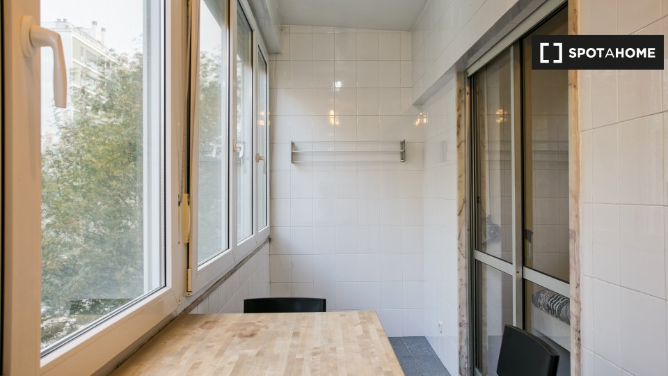 Double room Lisbon, 5 beds — photo 8