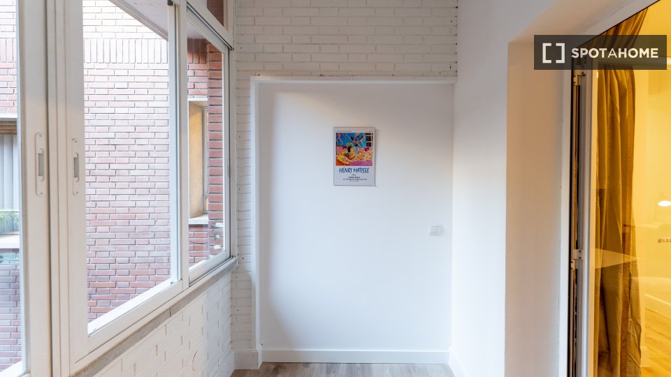 Double room Madrid, 5 beds — photo 11