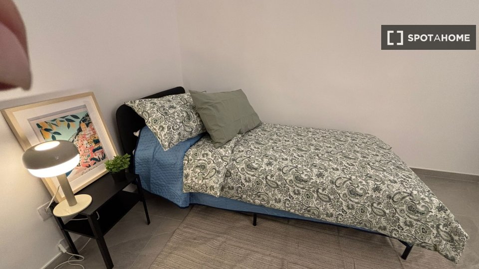 Double room Naples, 4 beds — photo 9