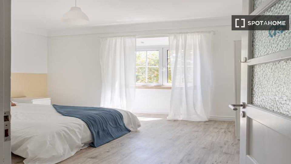Double room Lisbon, 7 beds — photo 7