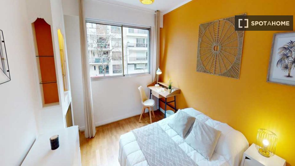 Double room Paris, 5 beds, 110m² — photo 19