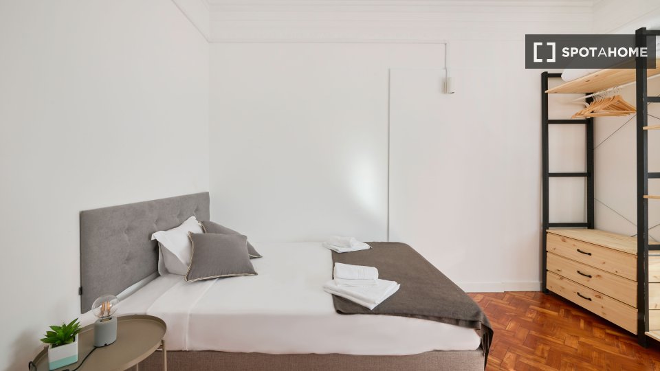 Double room Lisbon, 7 beds — photo 1