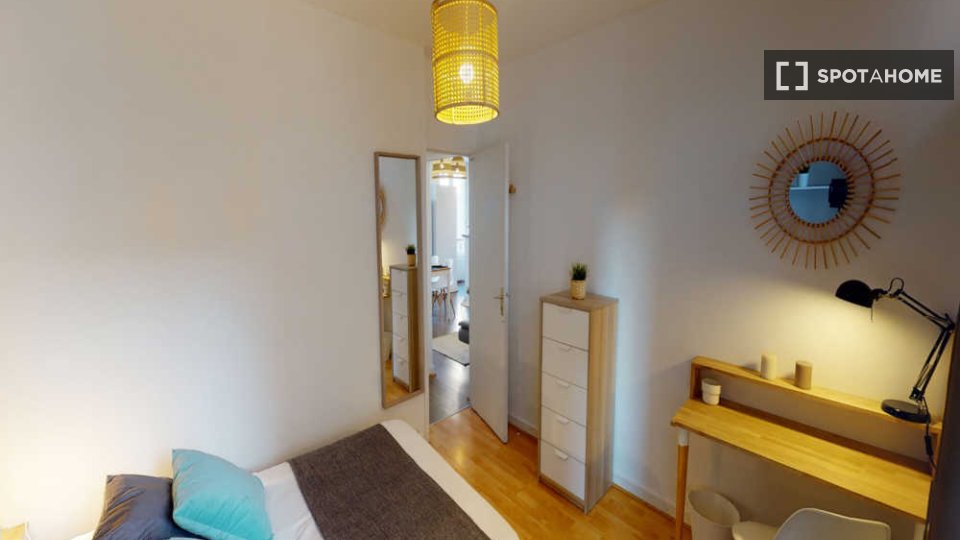 Camera doppia Lione, 3 camere, 80m² — foto 2