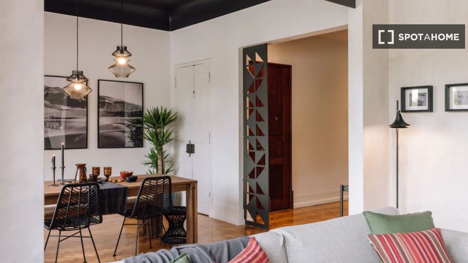 Apartment Lisbon, 2 beds — photo 18